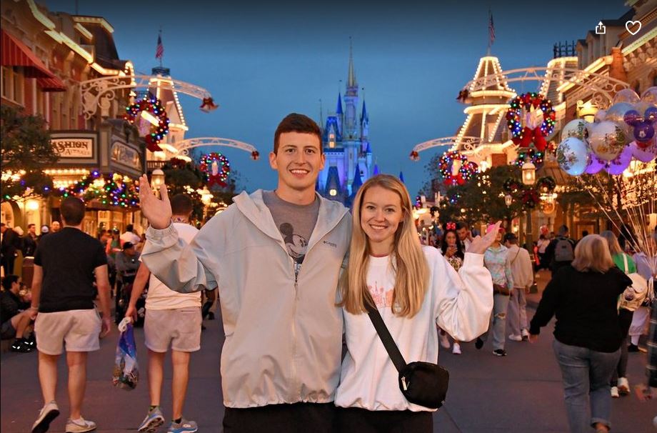 How to Hit all Four Disney Parks in One Day !